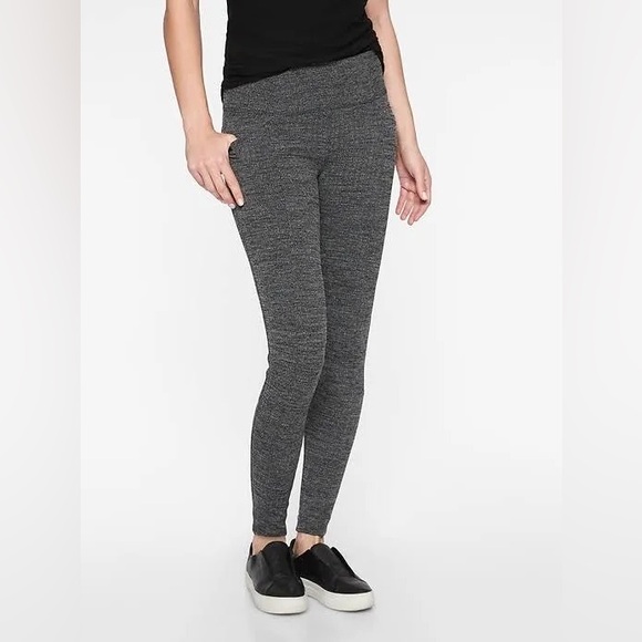Athleta Pants - Athleta Herringbone Metro High Waisted Yoga Pants Leggings EUC Like New SMALL